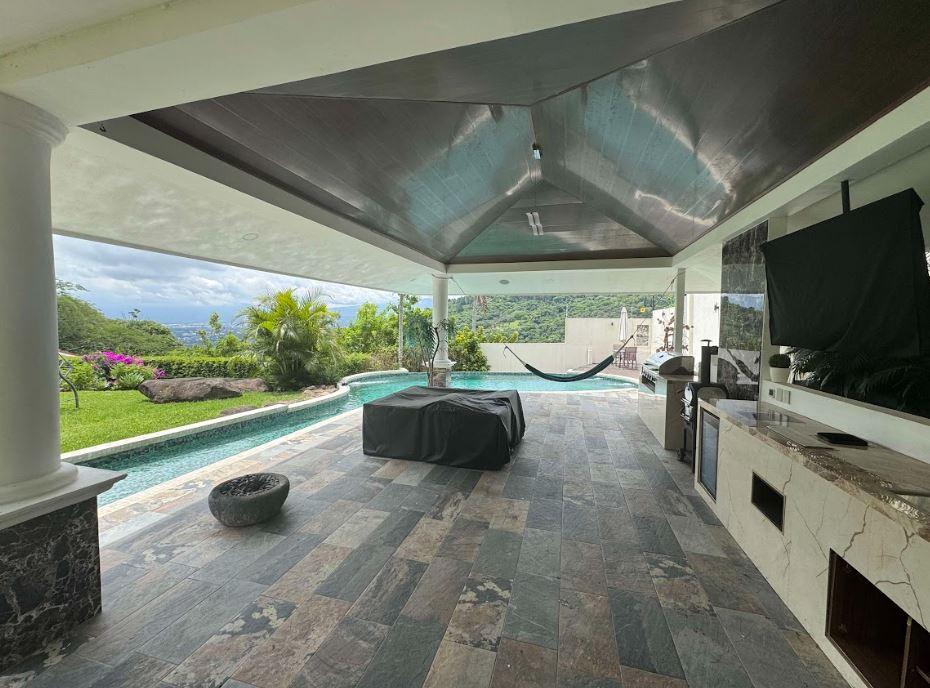 The Hills Estate photo 10